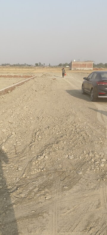  Plot – Exterior View View at Sultanpur Road - for Sale