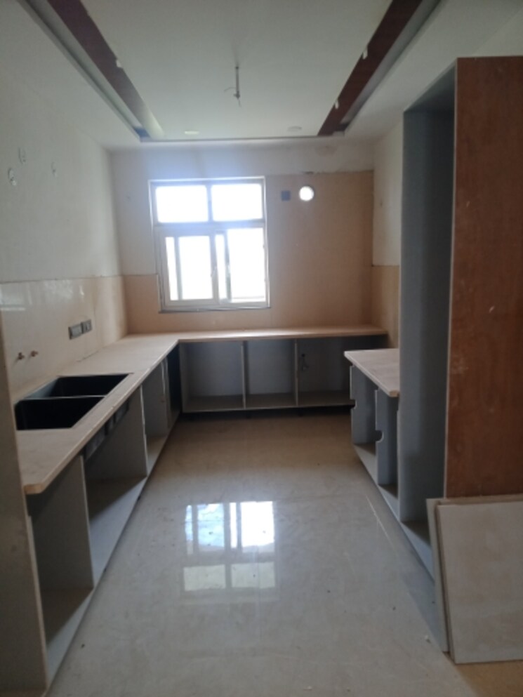 Kitchen, bp-homes 4 Bedroom 350 Sq.Yd. Builder Floor In Sector 85 Faridabad 7497156