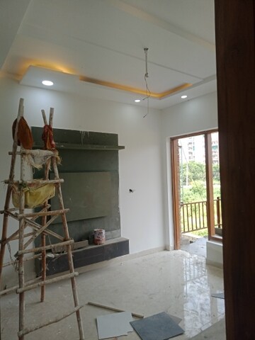 Living Room in 4 BHK Builder Floor at BP Homes, Sector 85 – for Sale