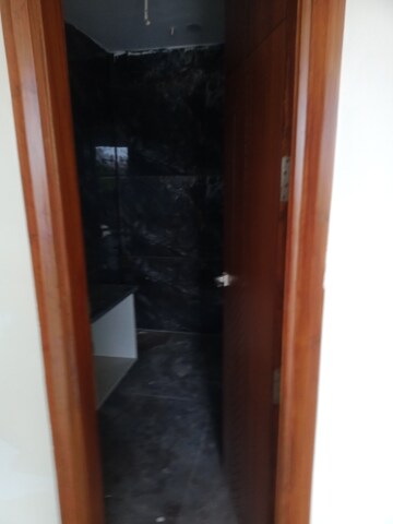 Furnished Amenities in 4 BHK Builder Floor at BP Homes, Sector 85 – for Sale