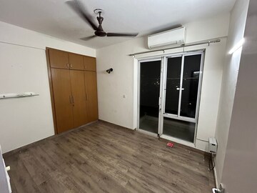 Room in 3 BHK Apartment at Ireo Victory Valley, Sector 67 – for Sale