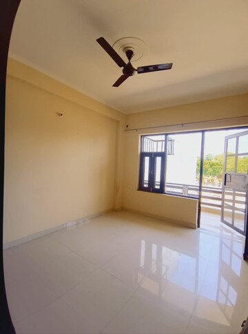 Room in 4 BHK Apartment at Emaar The Enclave, Sector 66 – for Sale