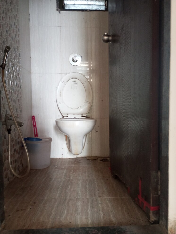 Bathroom, dimpy-origen 1 Bedroom 700 Sq.Ft. Apartment In Kalamboli Navi Mumbai 7497672