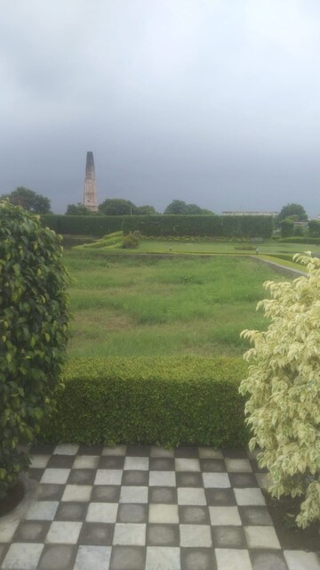  Plot – Garden View at BPTP District, Sector 81 - for Sale