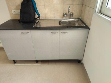 Furnished Amenities in 3 BHK Apartment at Jaypee Pavilion Heights IV, Sector 128 – for Rent