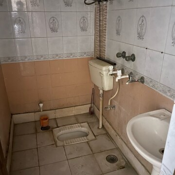 Bathroom in 2 BHK Builder Floor at Spring Field Colony – for Sale