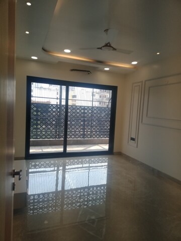 Room in 4 BHK Builder Floor at BP Homes, Sector 85 – for Sale