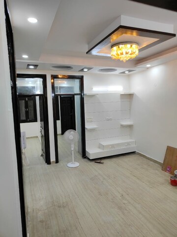Room in 3 BHK Builder Floor at Rohini Sector 24 – for Sale