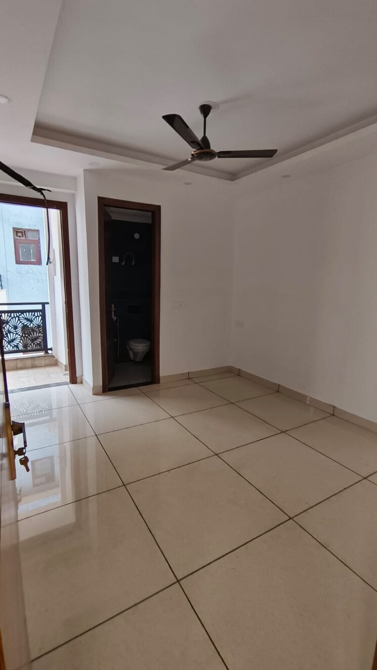 Room, chattarpur 3 Bedroom 1500 Sq.Ft. Builder Floor In Chattarpur Delhi 7499565