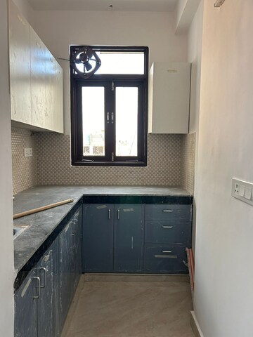 1.5 BHK Builder Floor For Sale in Chattarpur