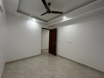 Room in 1.5 BHK Builder Floor at Chattarpur – for Sale