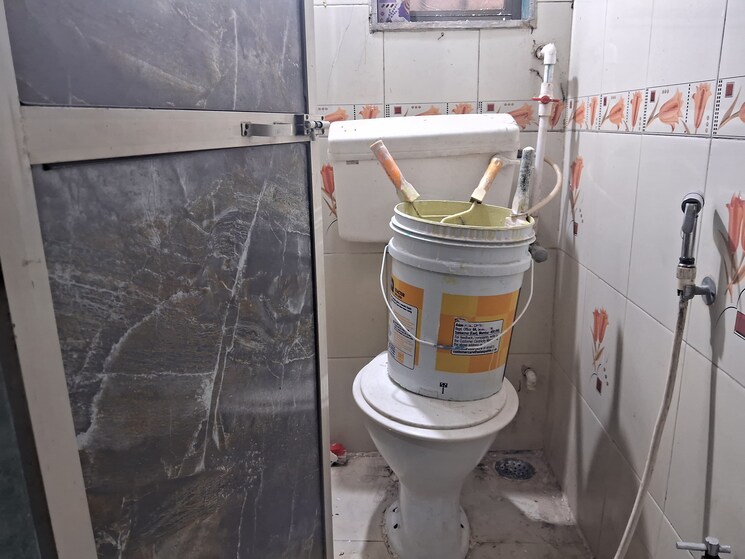 Bathroom, raj-mangal-murti 1 Bedroom 400 Sq.Ft. Apartment In Kopar Khairane Navi Mumbai 7499725