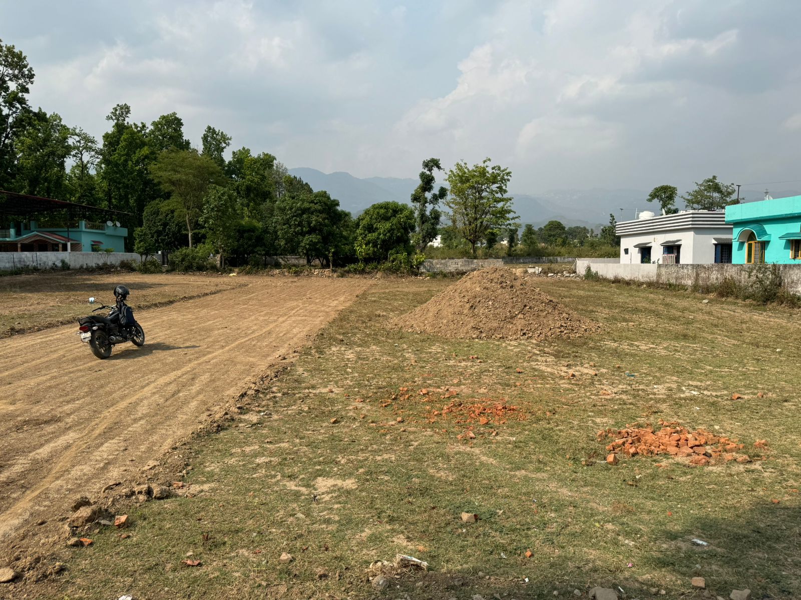 कॉमर्शियल इंडस्ट्रियल प्लॉट वर्ग मीटर फॉर रीसेल इन इकोटेक 11 ग्रेटर नोएडा  7500072