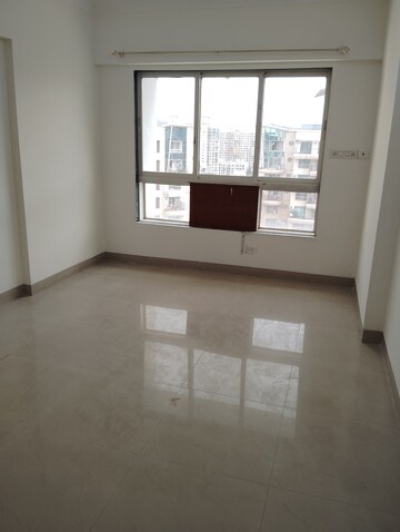 Room in 3 BHK Apartment at Nahar Amrit Shakti, Chandivali – for Sale
