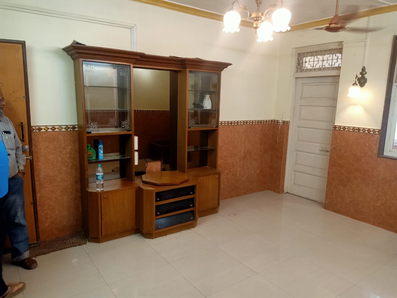 Resale 3 Bedroom 150 Sq.Yd. Builder Floor in Paschim Vihar Delhi - 7500546