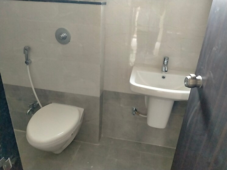 Bathroom, wakad 2 Bedroom 1040 Sq.Ft. Apartment In Wakad Pune 7500684