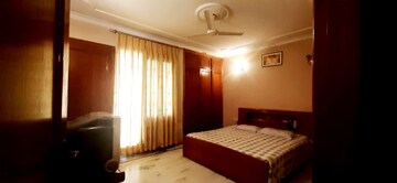3 BHK Builder Floor For Sale in Saket