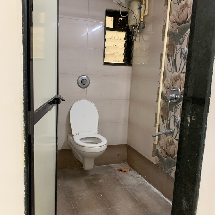 Bathroom, nityanand-apartment-borivali 2 Bedroom 630 Sq.Ft. Apartment In Sri Krishna Nagar Mumbai 7501566