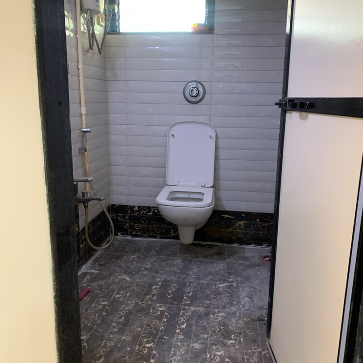 Bathroom, nityanand-apartment-borivali 2 Bedroom 630 Sq.Ft. Apartment In Sri Krishna Nagar Mumbai 7501566