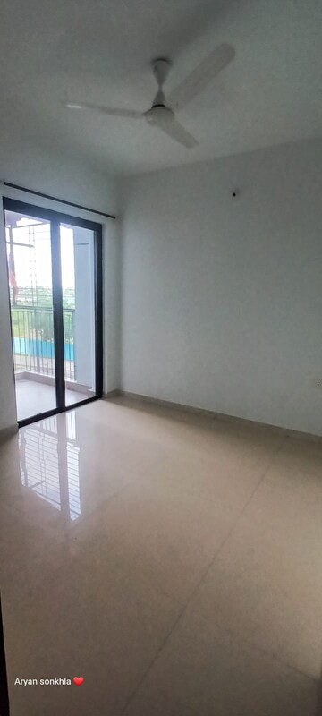 Room in 1 BHK Apartment at Lodha Palava Downtown, Dombivli East – for Sale