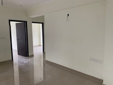 Room in 2.5 BHK Apartment at Sector 84 – for Sale