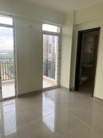Room in 2.5 BHK Apartment at Sector 84 – for Sale
