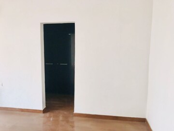 Room in 3.5 BHK Apartment at Mapsko Royale Ville, Sector 82 – for Sale