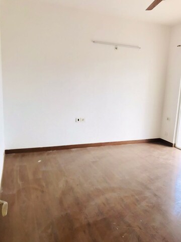 Room in 3.5 BHK Apartment at Mapsko Royale Ville, Sector 82 – for Sale