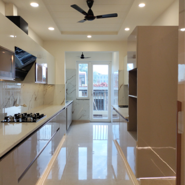 Building Lobby in 4 BHK Builder Floor at Sector 89 – for Sale
