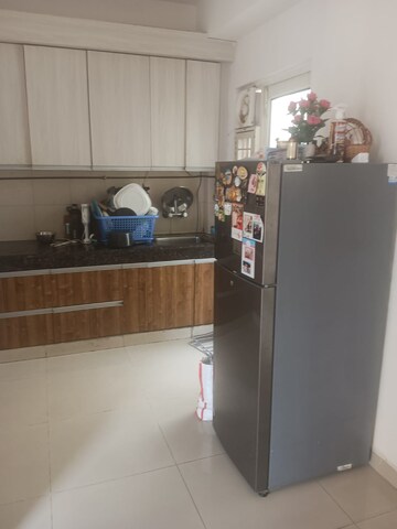 Furnished Amenities in 2.5 BHK Apartment at Panchsheel Greens II, Sector 16 Greater Noida – for Sale