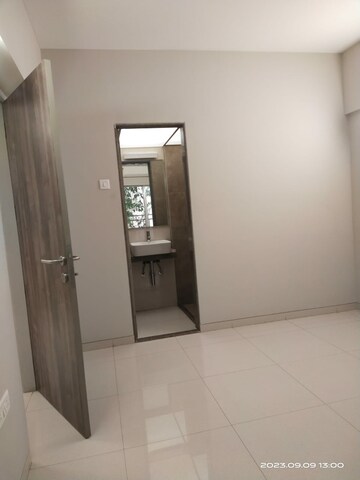 Furnished Amenities in 1 BHK Apartment at Mantri Park, Goregaon East – for Sale