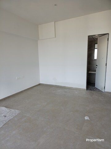 Room in 2 BHK Apartment at Kanakia Silicon Valley, Powai – for Sale