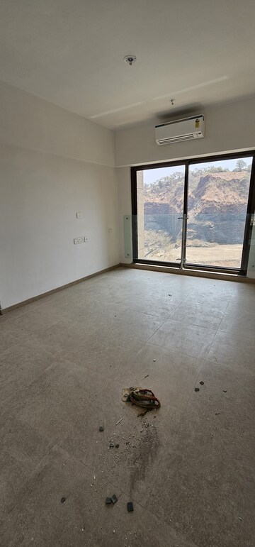 Master Bedroom in 2 BHK Apartment at Kanakia Silicon Valley, Powai – for Sale