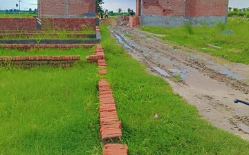 Plot For Sale in Bhopani Village