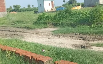 Plot For Sale in Bhopani Village