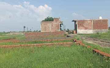 Plot For Sale in Bhopani Village