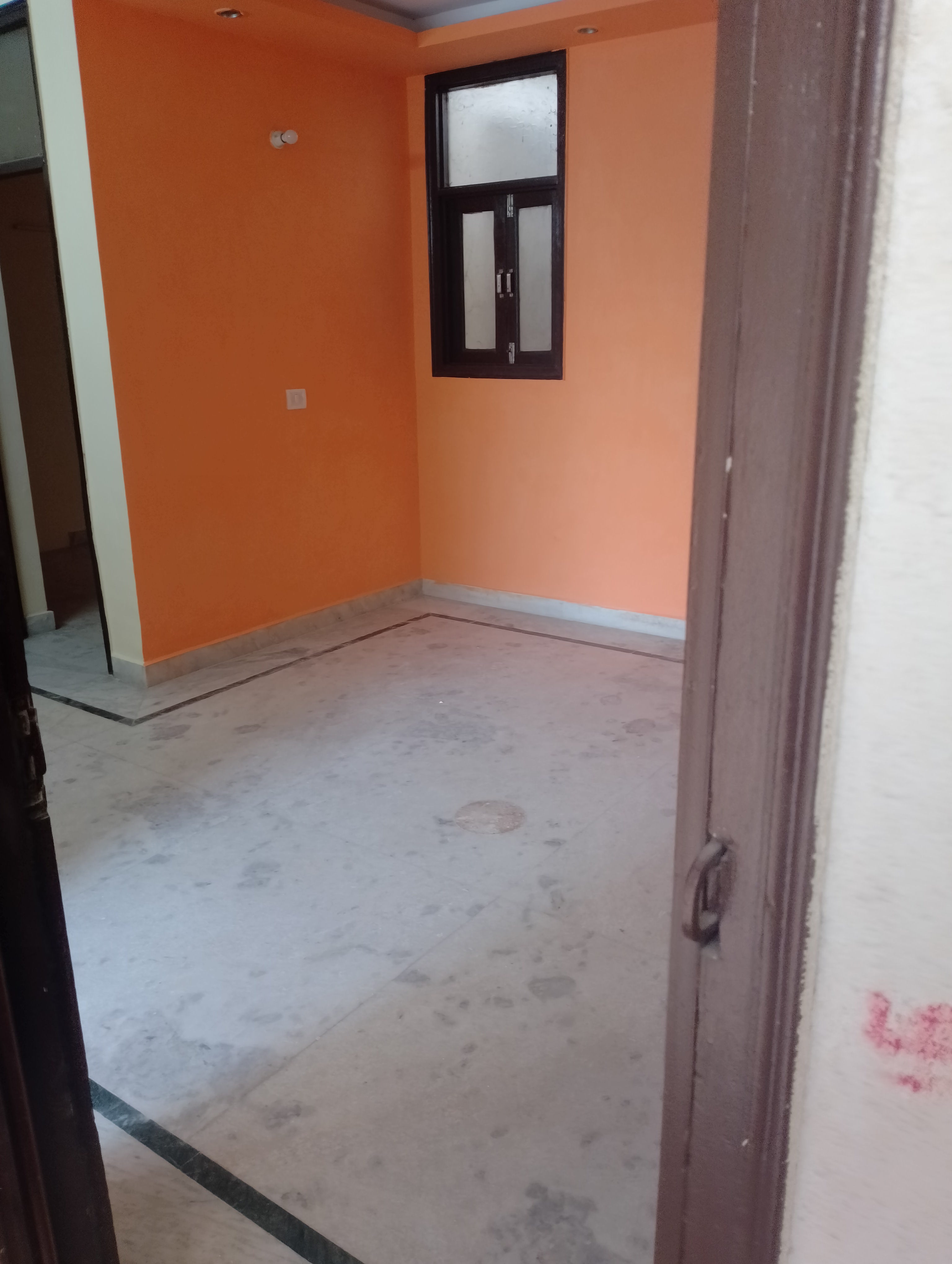 Rental 1 Bedroom 55 Sq.Yd. Apartment in Vishwakarma Colony Delhi 7502974