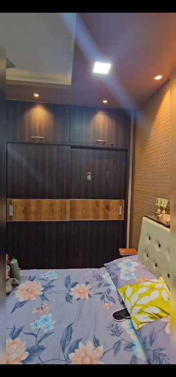 Furnished Amenities in 2 BHK Apartment at Mira Road – for Sale