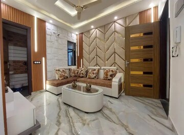 Living Room in 2.5 BHK Builder Floor at Shastri Nagar – for Sale