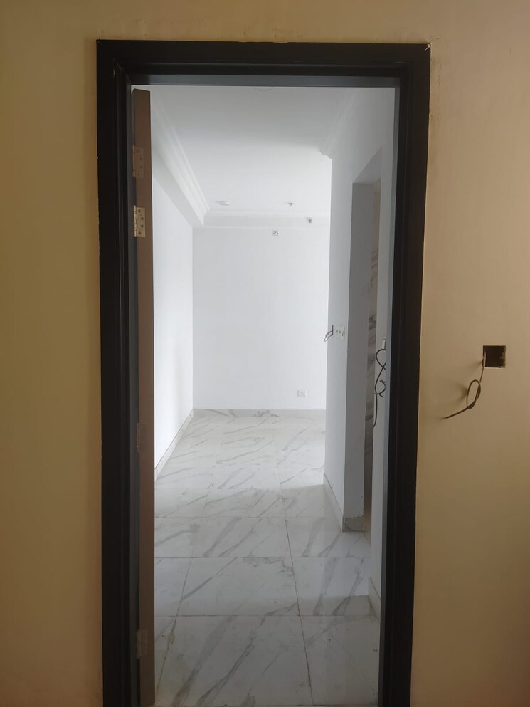 Room, risland-the-icon 2 Bedroom 671 Sq.Ft. Apartment In Dhokali Thane 7503150