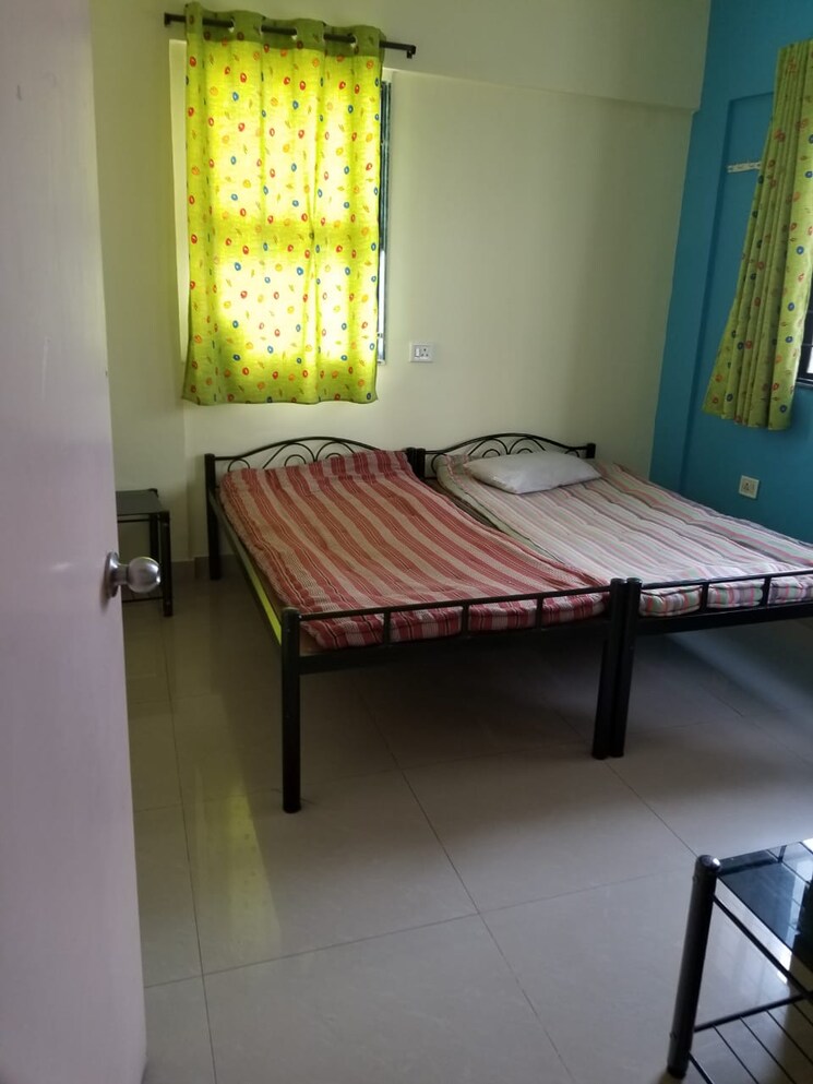 Room, swatnapurti-housing-society 2 Bedroom 750 Sq.Ft. Apartment In Magarpatta City Pune 7503213