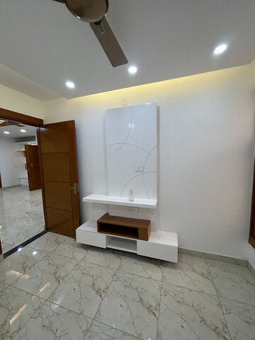 Master Bedroom in 3 BHK Builder Floor at New Rajinder Nagar – for Sale