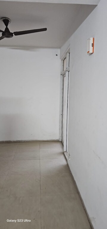 Bathroom in 3 BHK Apartment at Ajnara Homes, Sector 16b Greater Noida – for Sale