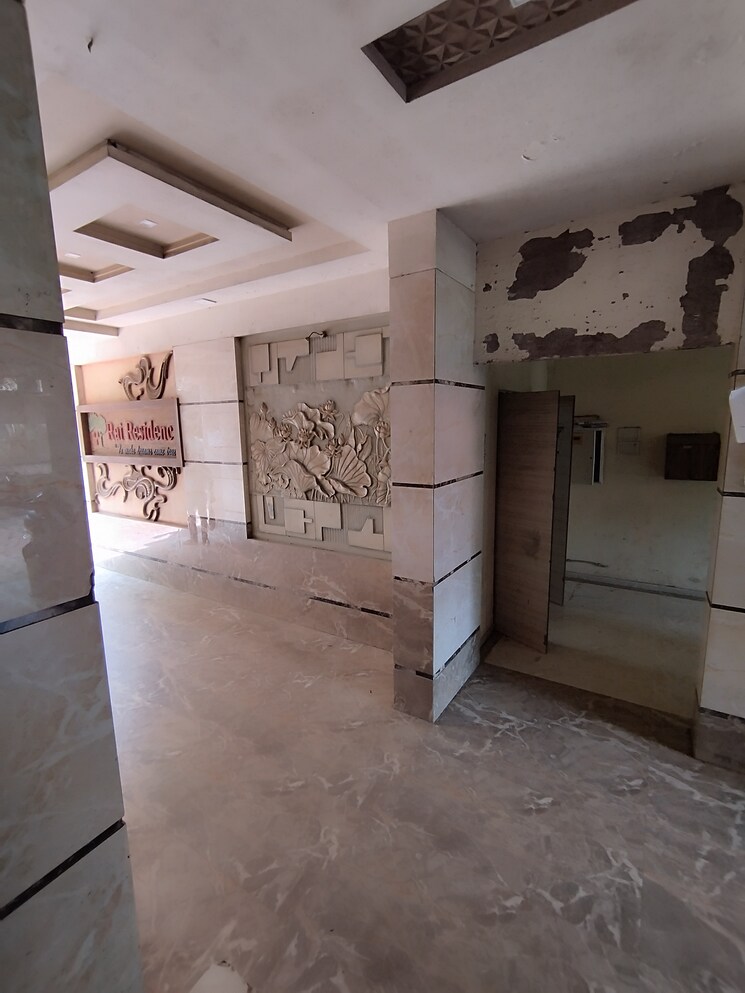  Parking, rais-valley 2 Bedroom 930 Sq.Ft. Apartment In Kalyan East Thane 7503782