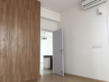 Room in 2 BHK Apartment at Supertech Araville, Sector 79 – for Sale