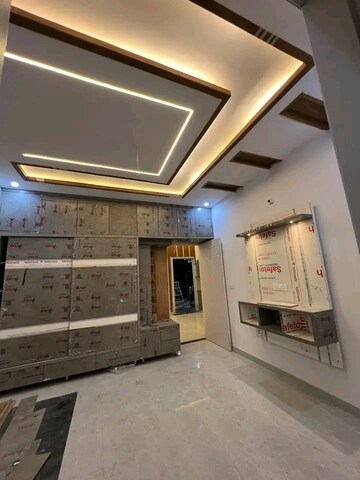 Room in 4 BHK Independent House at Sector 125 – for Sale