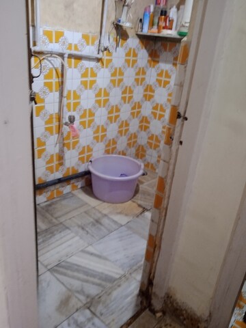 Bathroom in 1 BHK Apartment at Andrea Apartment, Vile Parle East – for Sale
