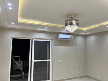 Furnished Amenities in 4 BHK Builder Floor at Sector 4 – for Sale