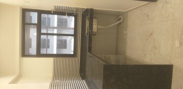 Bathroom in 1.5 BHK Apartment at Kandivali East – for Sale