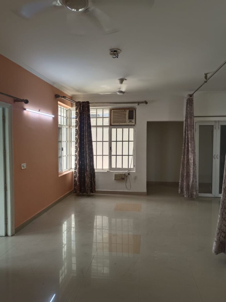 Room, sandwoods-spangle-condos 3 Bedroom 1720 Sq.Ft. Apartment In Kishanpura Zirakpur 7504219